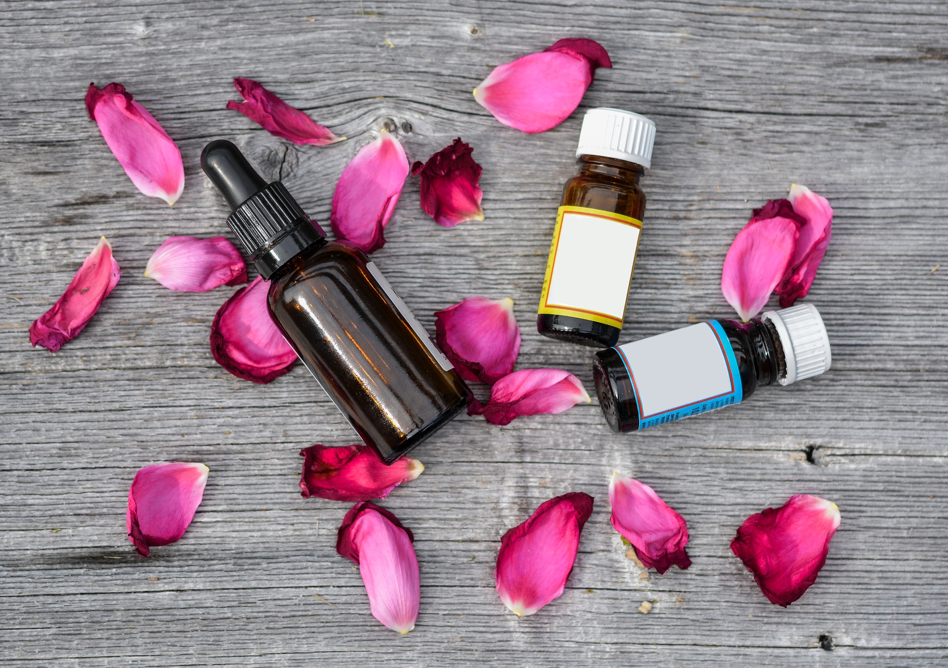 15 Regeln – wie man ätherische Öle sicher in der Aromatherapie anwendet