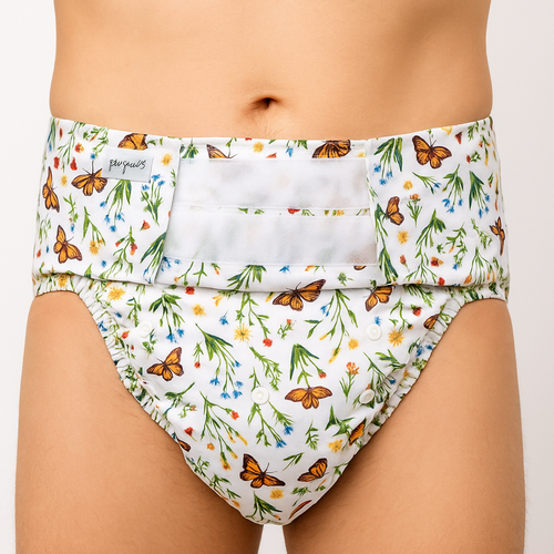 Wiederverwendbare Stoffwindel für Erwachsene mit Saugeinlage – IM GRAS