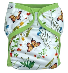 Diaper Cover with elastic piping IN THE GRASS