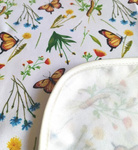 Wickelauflage im Gras 72x72cm