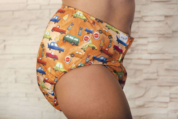 Reusable diaper for adults with insert - CARS